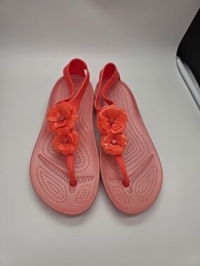 CROCS Coral Pink Jelly Thong Sandals